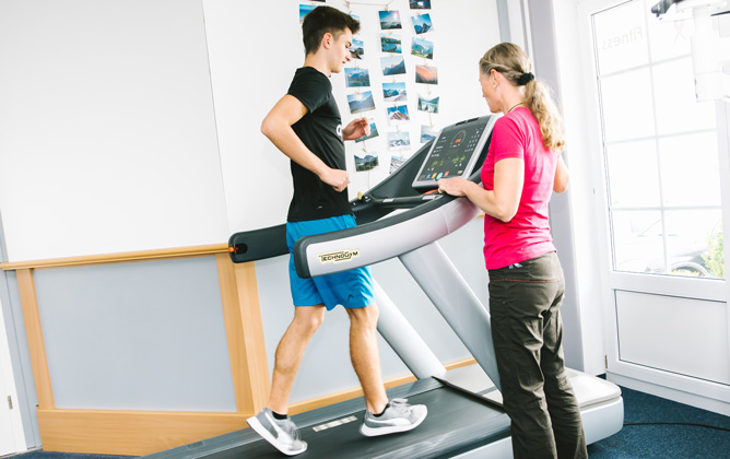 Rowedder_Therapie_Physiotherapie_Leistungsdiagnostik_668x420 Rowedder_Therapie_Physiotherapie_Leistungsdiagnostik_668x420